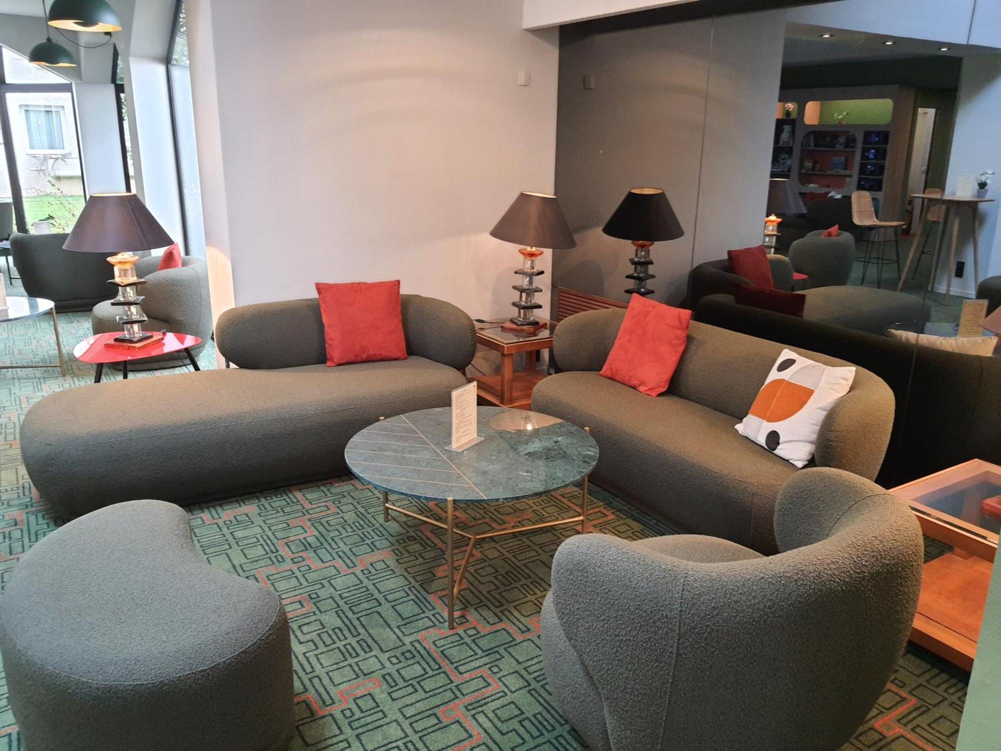 Ibis Styles Lisieux Normandie Exterior foto